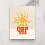 Kissed By The Sun – Affiche Minimaliste Bohème